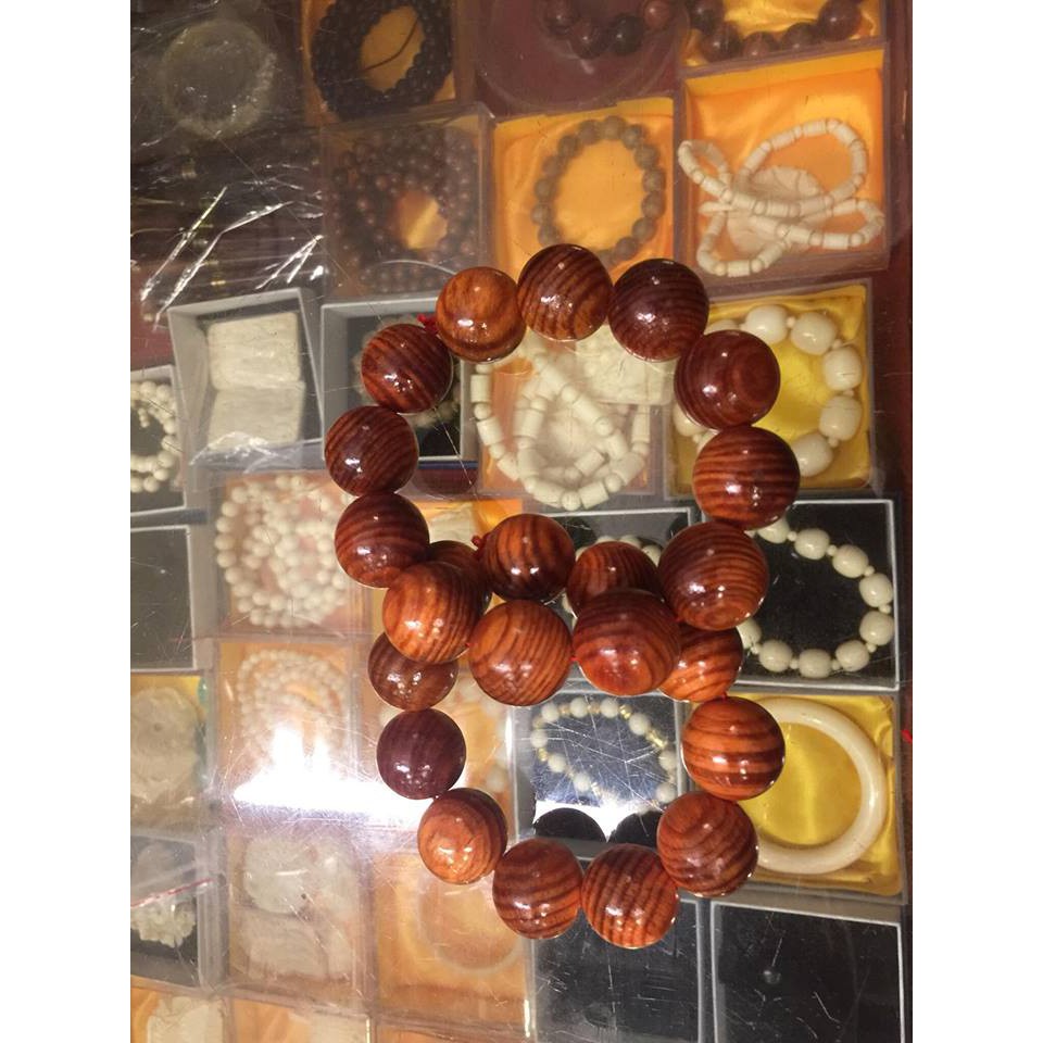 Vòng tay gỗ huyết long hạt 9 mm